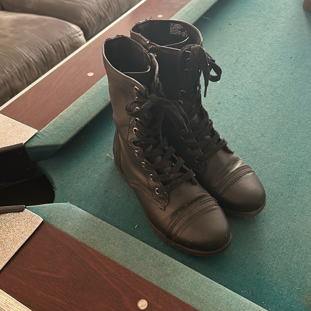 Color black, Size 7, Cute
